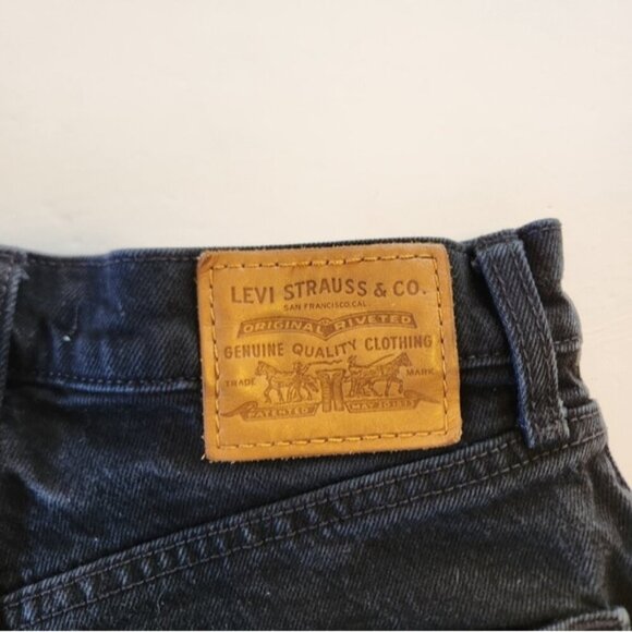 Levis Ribcage Button Fly Denim Jean Shorts Cutoffs Frayed Hem High Rise Black - Picture 7 of 10